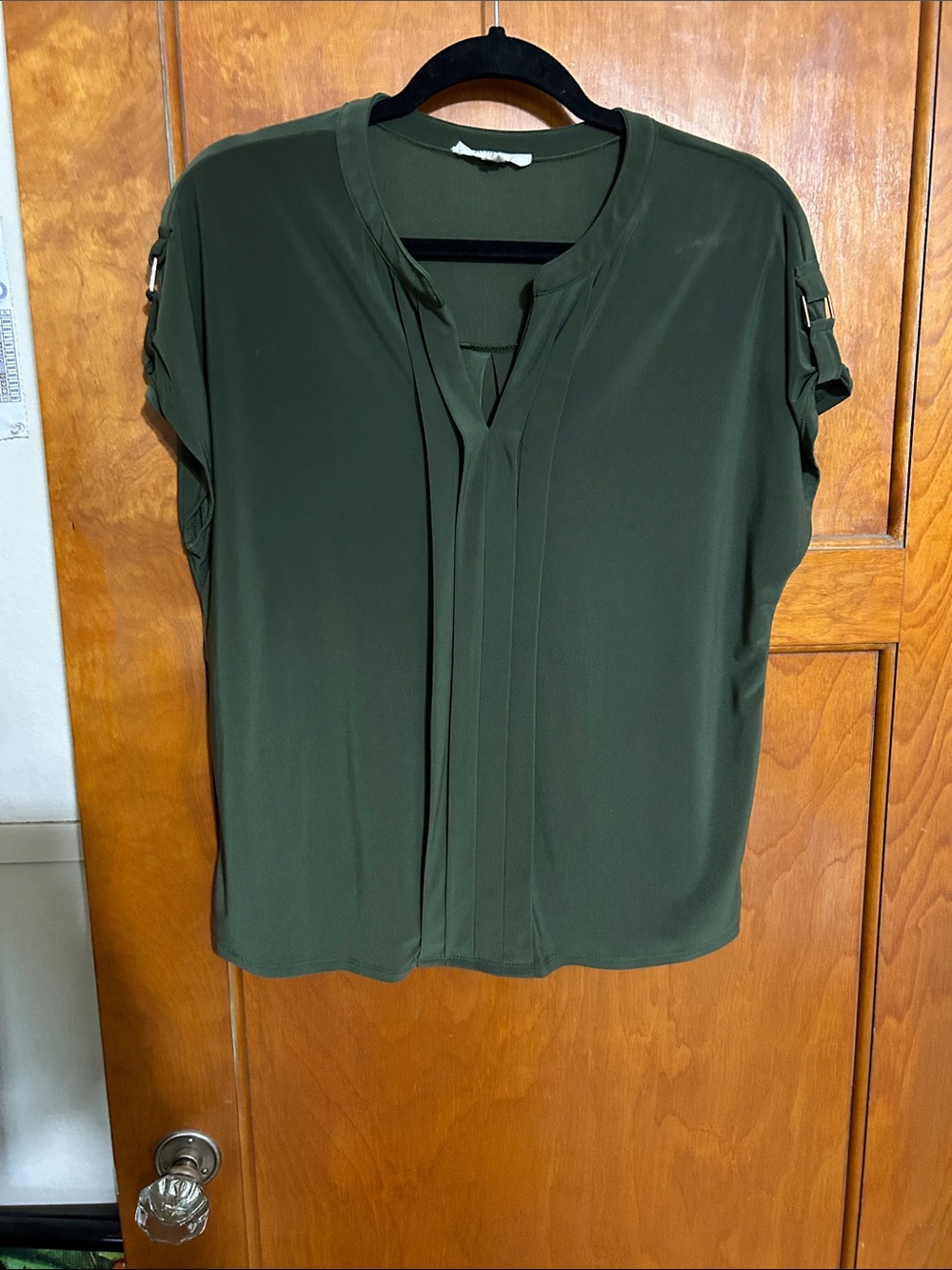 PerSeption Concept Olive Green Short Sleeve Pleated Blouse